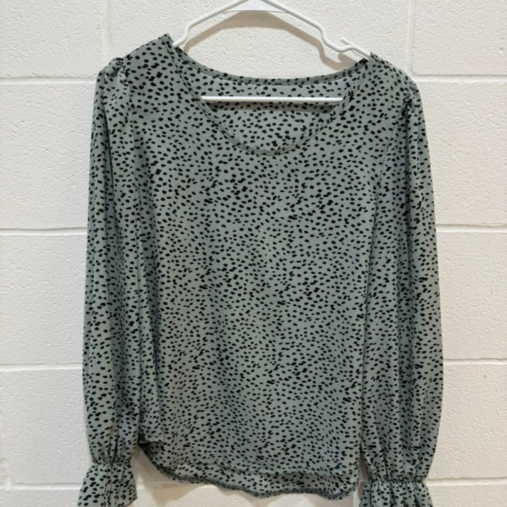 SHEIN grey blouse with black spots size S